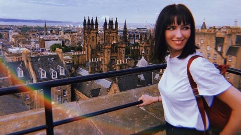 Young Woman, Natural